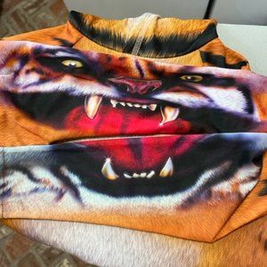 Boys Mouthman hoodie performance shirt tiger and sleeves together is the mouth